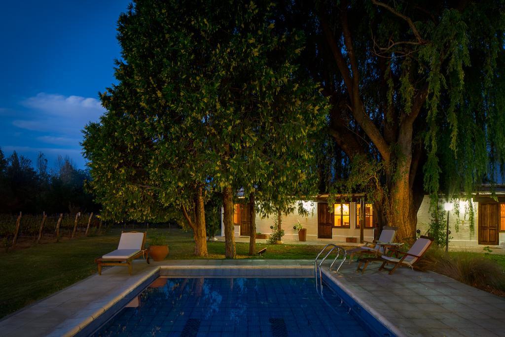 Postales Boutique Winery Hotel - Valle De Uco Колония-лас-Росас Экстерьер фото